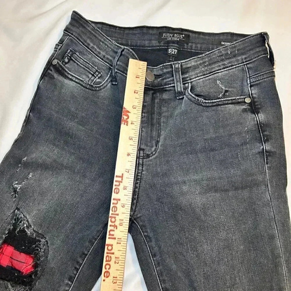 Judy Blue Skinny Fit 5|27 Black Denim Distressed Jeans with Plaid Patch - Picture 12 of 16